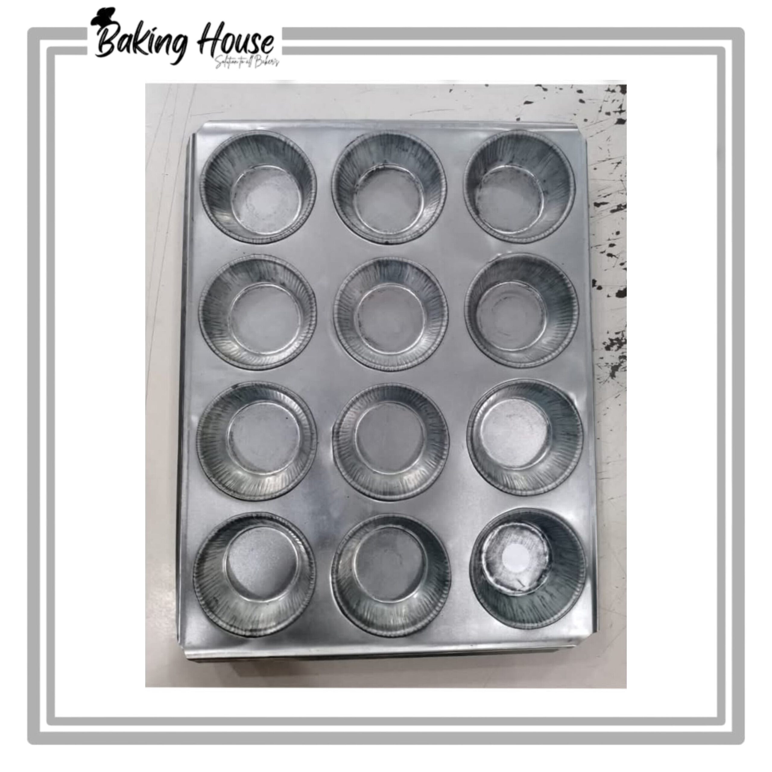 InShot_20250514_015052810-1.jpg 12 Cavity Stainless Steel Cupcake Silver Tray - Image 1