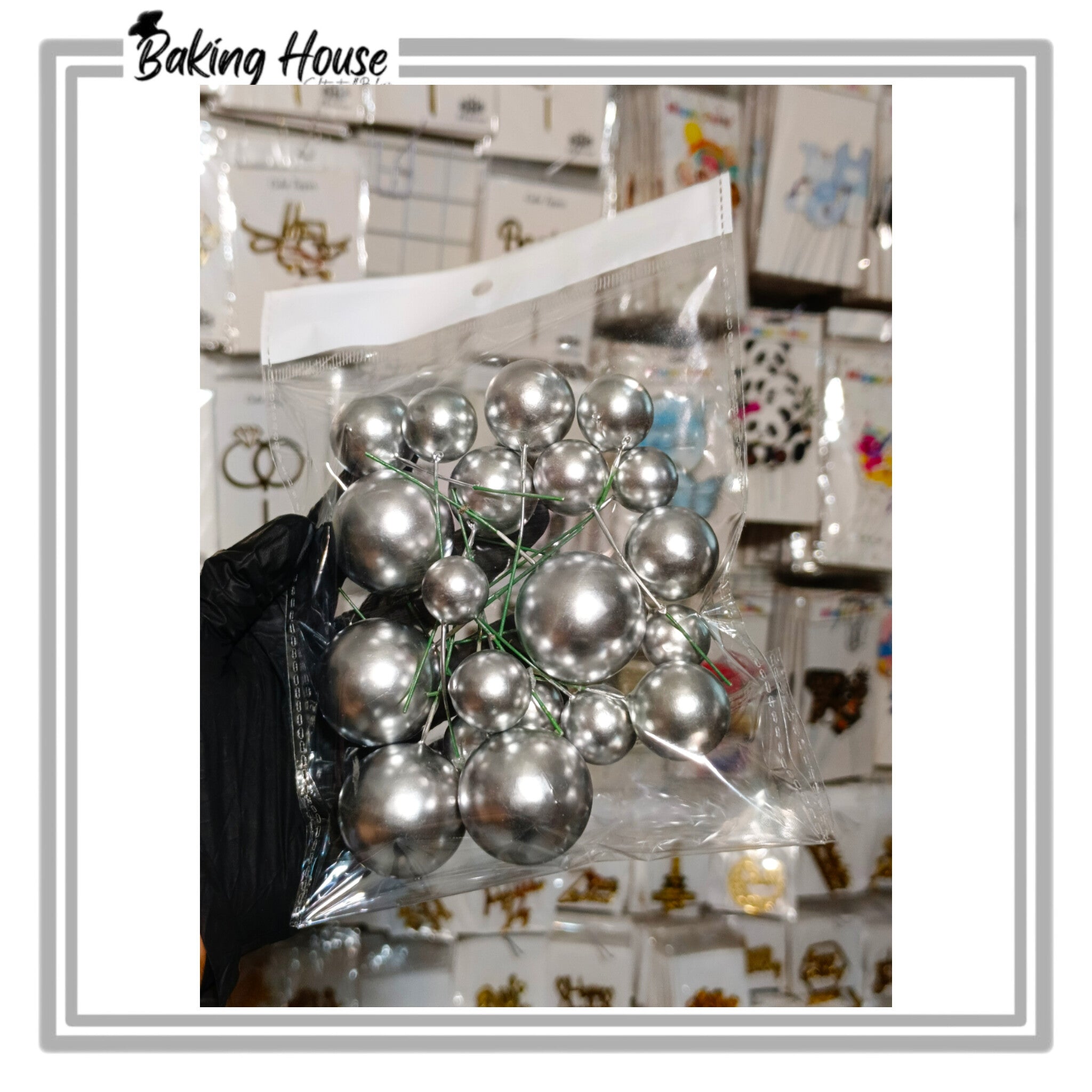 rn-image_picker_lib_temp_50b1fb9e-d3af-47c2-85cd-453b70a898d9-1.jpg 20pcs Silver Round Fox Balls For Cake Decorating - Image 1