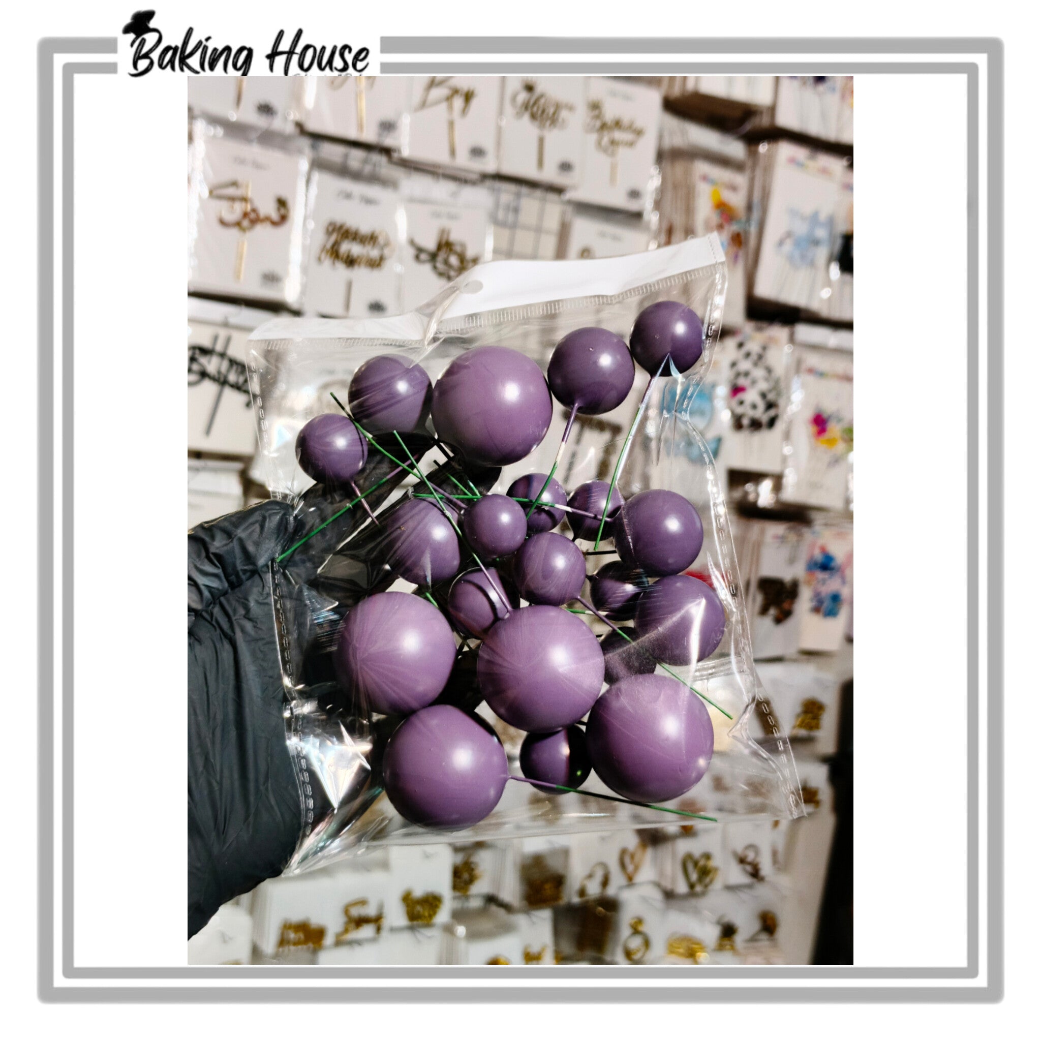 rn-image_picker_lib_temp_cf7473e2-0509-4802-a110-2649bcbc59f3-1.jpg 20pcs Greay Round Fox Balls For Cake Decorating - Image 1